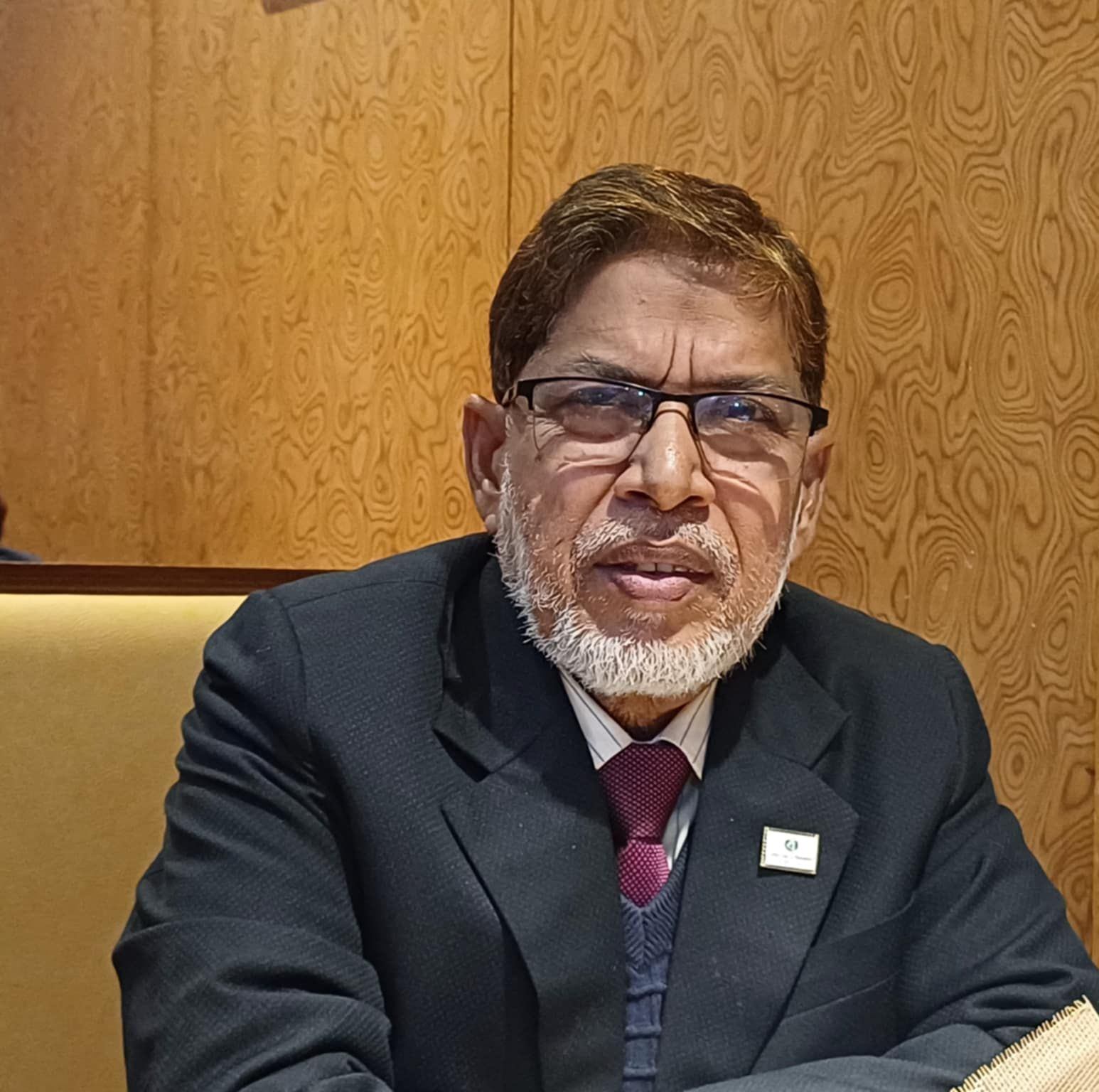 মো বা র ক  হো সে ন